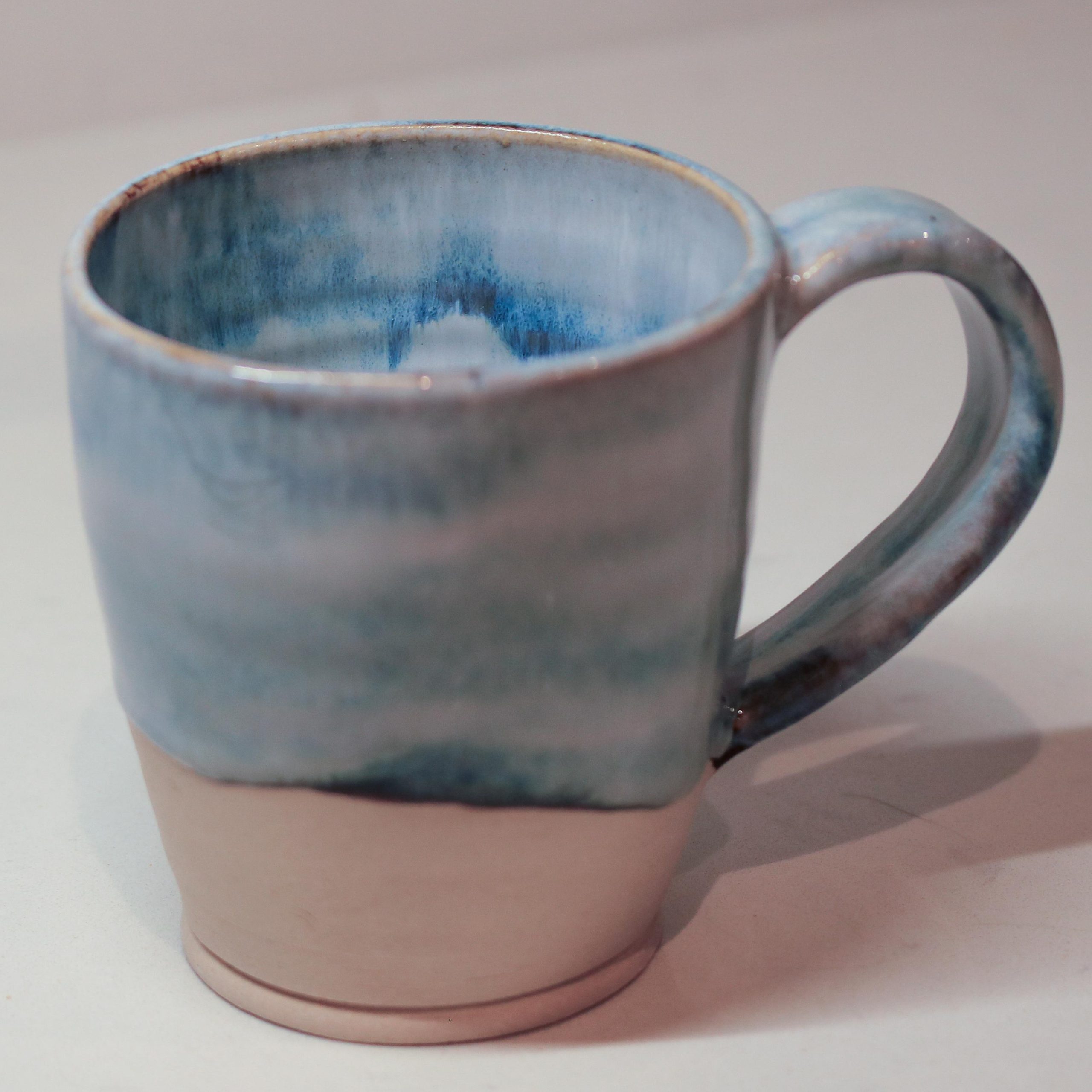 Hand thrown Ceramic stoneware 12oz Mug - Image 2