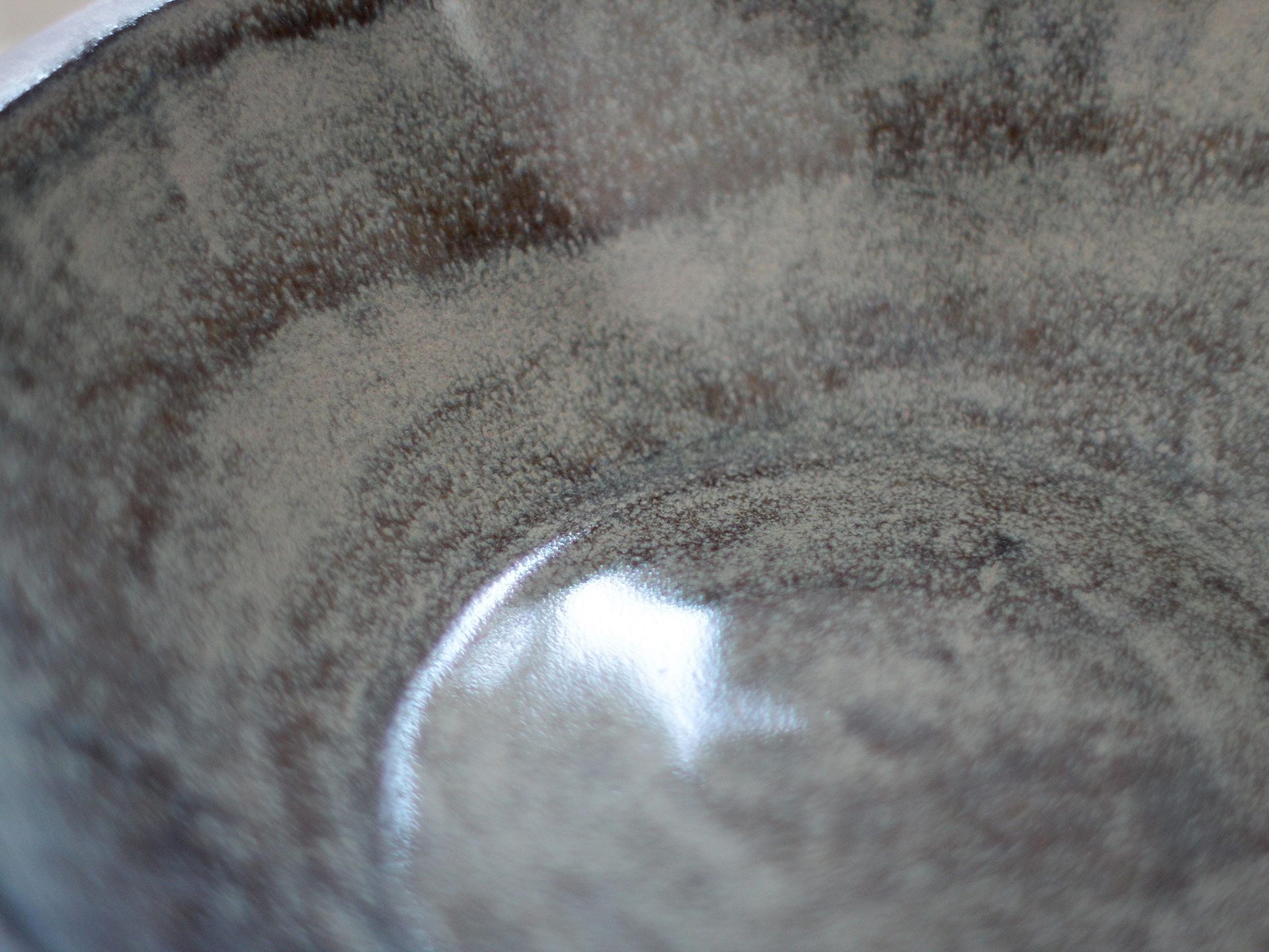 Handmade asymetric ceramic fruit bowl - Image 5
