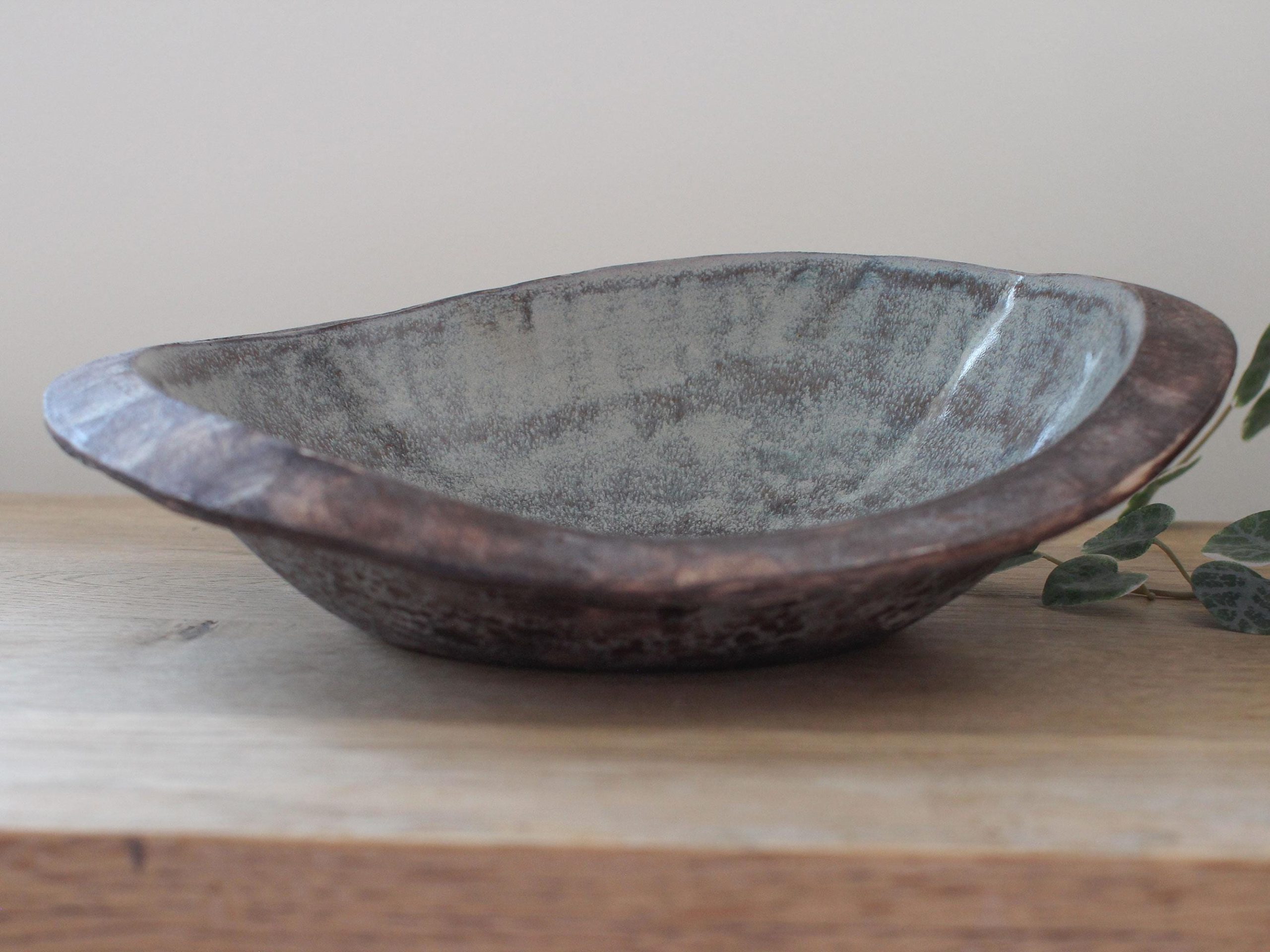 Handmade asymetric ceramic fruit bowl - Image 2